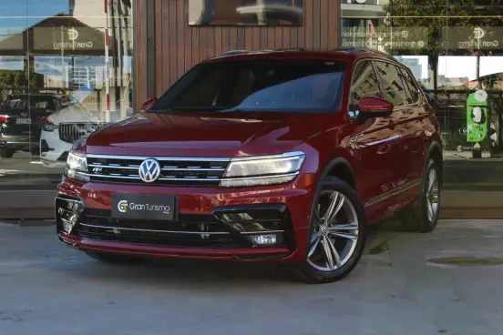 VOLKSWAGEN-TIGUAN-2018