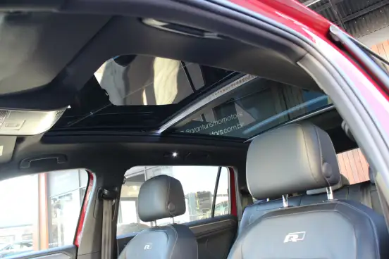 VOLKSWAGEN-TIGUAN-2018