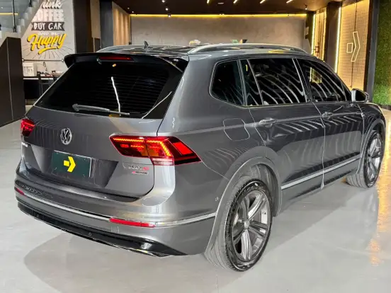VOLKSWAGEN-TIGUAN-2019