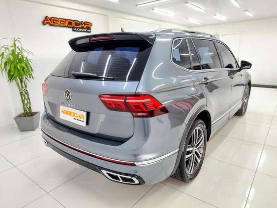 VOLKSWAGEN-TIGUAN-2023