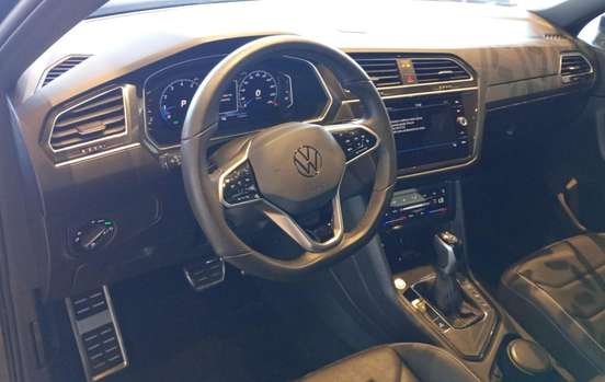 VOLKSWAGEN-TIGUAN-2.0 300 TSI GASOLINA ALLSPACE R-LINE AUTOMÁTICO VOLKSWAGEN-TIGUAN-2024