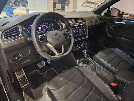 VOLKSWAGEN-TIGUAN-2.0 300 TSI GASOLINA ALLSPACE R-LINE AUTOMÁTICO VOLKSWAGEN-TIGUAN-2023