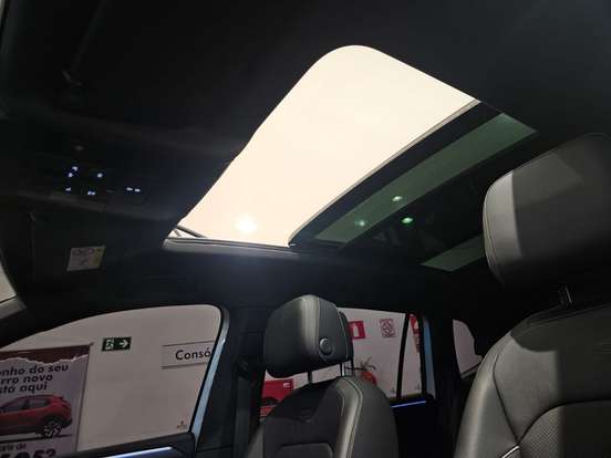 VOLKSWAGEN-TIGUAN-2023