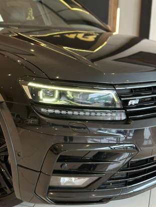 VOLKSWAGEN-TIGUAN-2021