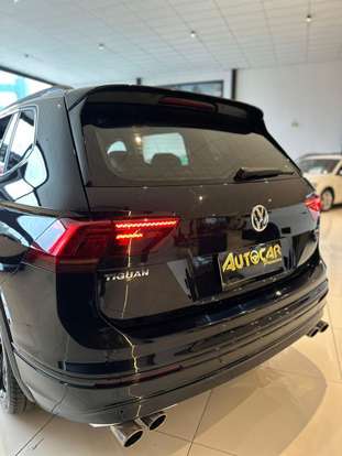 VOLKSWAGEN-TIGUAN-2021