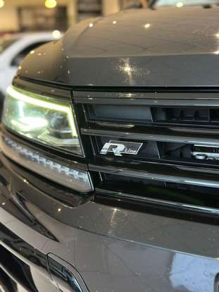VOLKSWAGEN-TIGUAN-2021
