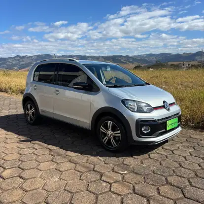VOLKSWAGEN-UP-1.0 170 TSI TOTAL FLEX XTREME 4P MANUAL VOLKSWAGEN-UP-2019