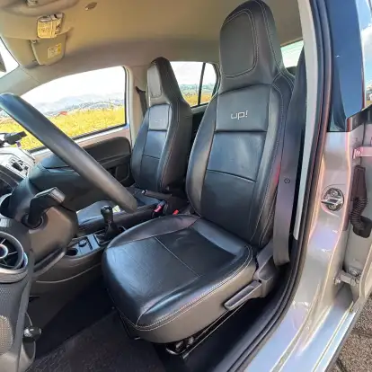 VOLKSWAGEN-UP-2019