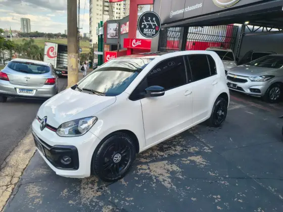 VOLKSWAGEN UP 1.0 TSI MOVE UP 12V FLEX 4P MANUAL