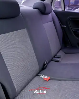 VOLKSWAGEN-VOYAGE-2013