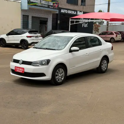 VOLKSWAGEN VOYAGE 1.0 MI COMFORTLINE 8V FLEX 4P MANUAL