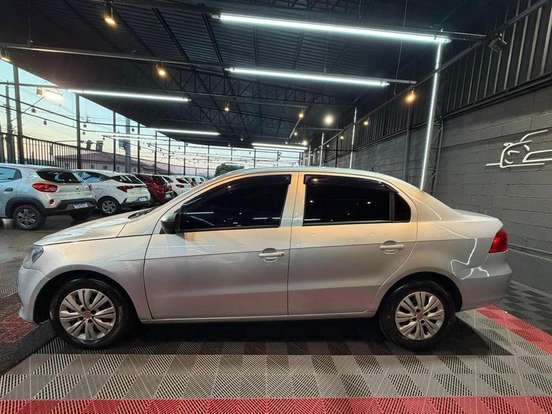 VOLKSWAGEN-VOYAGE-1.0 MI 8V FLEX 4P MANUAL VOLKSWAGEN-VOYAGE-2014