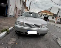 VOLKSWAGEN BORA 2.0 MI 8V GASOLINA 4P AUTOMÁTICO VOLKSWAGEN BORA 2.0 MI 8V GASOLINA 4P AUTOMÁTICO