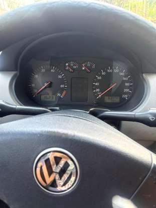 VOLKSWAGEN-GOL-1.8 MI 8V GASOLINA 2P MANUAL G.III VOLKSWAGEN-GOL-2002