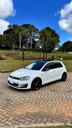VOLKSWAGEN GOLF 2.0 TSI GTI 16V TURBO GASOLINA 4P AUTOMÁTICO