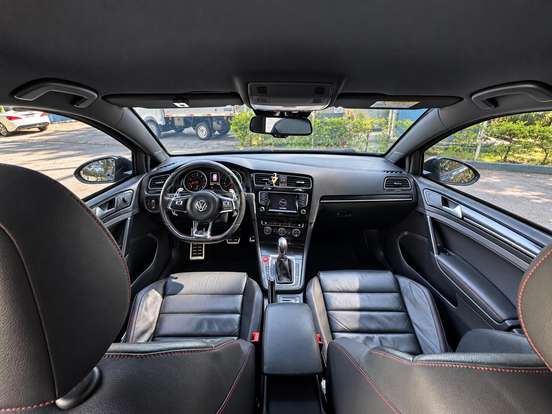VOLKSWAGEN-GOLF-2.0 TSI GTI 16V TURBO GASOLINA 4P AUTOMÁTICO VOLKSWAGEN-GOLF-2015