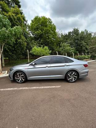 VOLKSWAGEN-JETTA-2021