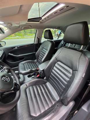 VOLKSWAGEN-JETTA-2015
