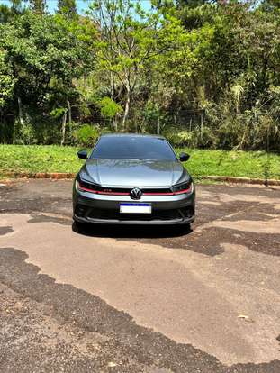VOLKSWAGEN-POLO-2023