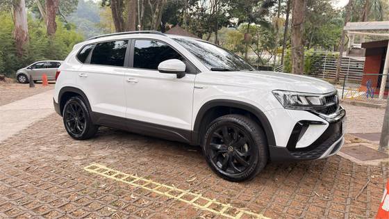VOLKSWAGEN TAOS 1.4 250 TSI TOTAL FLEX COMFORTLINE AUTOMÁTICO