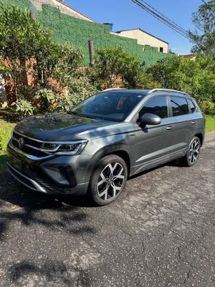 VOLKSWAGEN-TAOS-2025