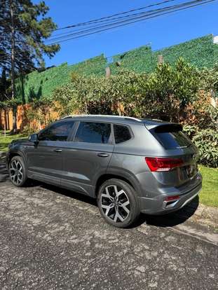 VOLKSWAGEN-TAOS-1.4 250 TSI TOTAL FLEX HIGHLINE AUTOMÁTICO VOLKSWAGEN-TAOS-2025