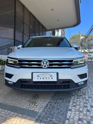 VOLKSWAGEN-TIGUAN-2019