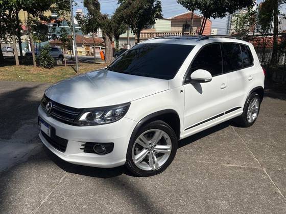 VOLKSWAGEN TIGUAN 2.0 TSI R-LINE 16V TURBO GASOLINA 4P TIPTRONIC