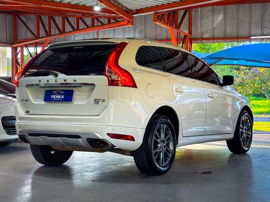 VOLVO-V60-2.0 T5 MOMENTUM TURBO GASOLINA 4P AUTOMÁTICO VOLVO-V60-2014