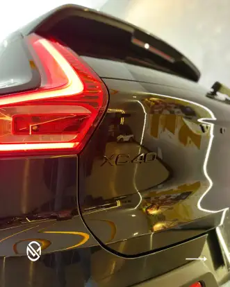 VOLVO-XC40-2021
