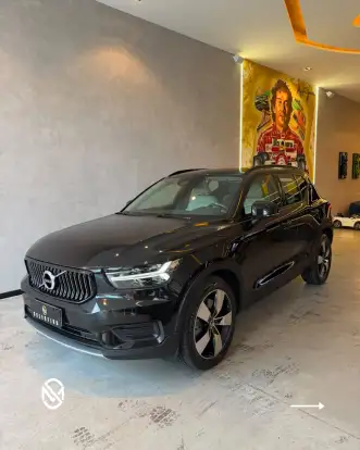 VOLVO-XC40-2021