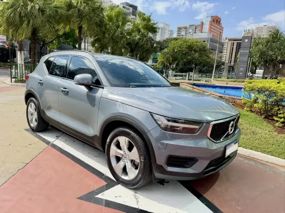 VOLVO XC40 2.0 T4 GASOLINA GEARTRONIC