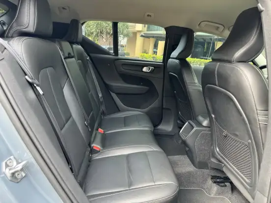 VOLVO-XC40-2.0 T4 GASOLINA GEARTRONIC VOLVO-XC40-2019