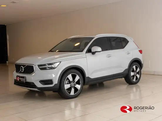 VOLVO-XC40-2.0 T4 GASOLINA MOMENTUM GEARTRONIC VOLVO-XC40-2020