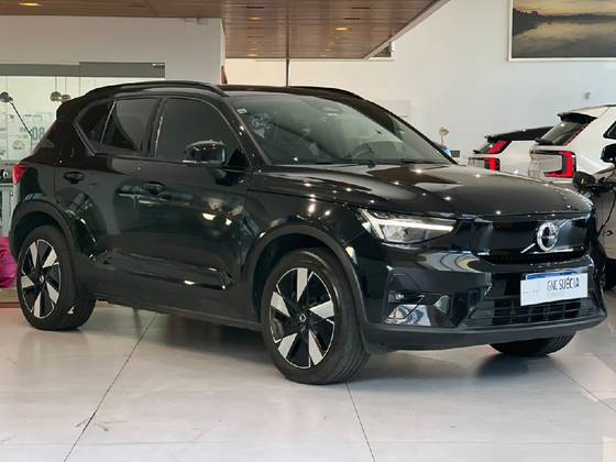 VOLVO XC40 P6 RECHARGE ELECTRIC PLUS
