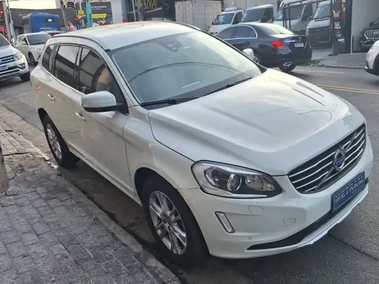 VOLVO-XC60-2.0 T5 DYNAMIC FWD TURBO GASOLINA 4P AUTOMÁTICO VOLVO-XC60-2014