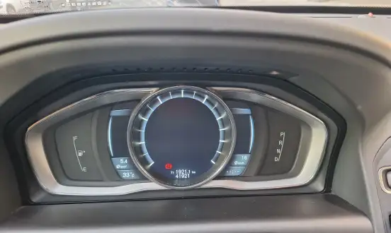 VOLVO-XC60-2014
