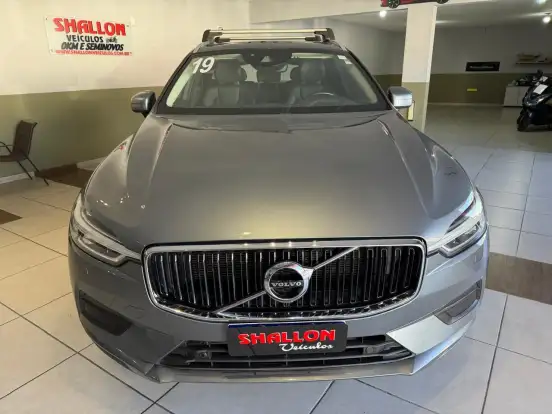 VOLVO-XC60-2018