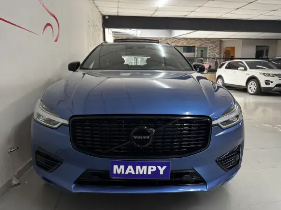 VOLVO-XC60-2020