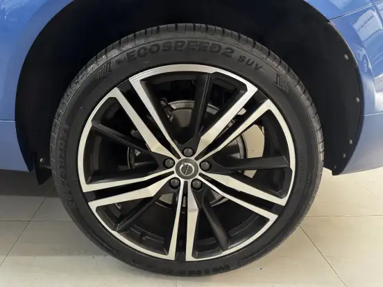 VOLVO-XC60-2.0 T8 HYBRID R-DESIGN AWD GEARTRONIC VOLVO-XC60-2020