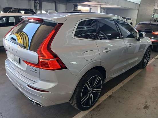 VOLVO-XC60-2.0 T5 GASOLINA R-DESIGN AWD GEARTRONIC VOLVO-XC60-2018
