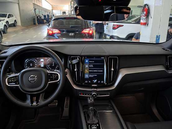 VOLVO-XC60-2.0 T5 GASOLINA R-DESIGN AWD GEARTRONIC VOLVO-XC60-2018