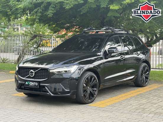 VOLVO-XC60-2022