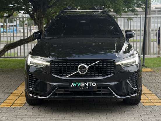 VOLVO-XC60-2022