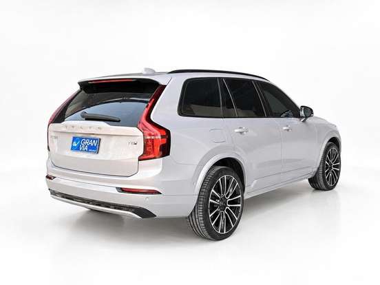 VOLVO-XC90-2025