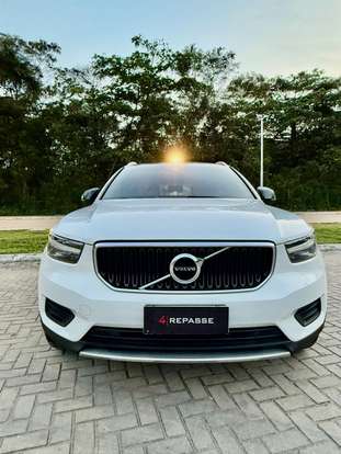 VOLVO-XC40-2.0 T5 GASOLINA MOMENTUM AWD GEARTRONIC VOLVO-XC40-2018