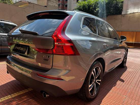 VOLVO-XC60-2.0 T5 GASOLINA MOMENTUM AWD GEARTRONIC VOLVO-XC60-2018