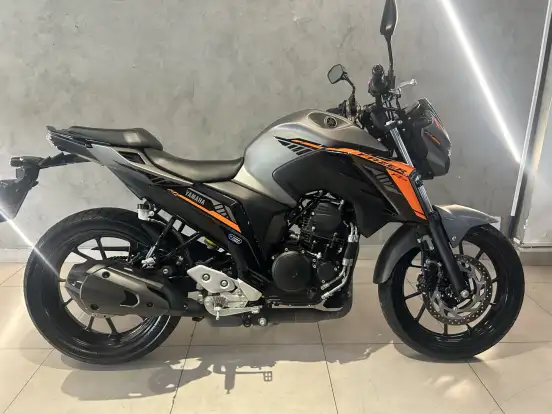 YAMAHA-FZ25 FAZER CONNECTED ABS-2025