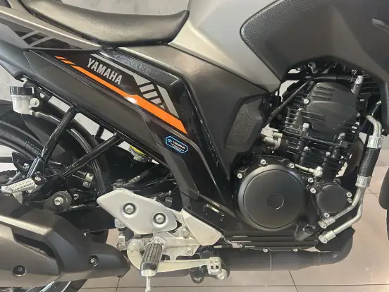 YAMAHA-FZ25 FAZER CONNECTED ABS-2025