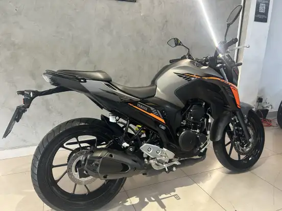 YAMAHA-FZ25 FAZER CONNECTED ABS YAMAHA-FZ25 FAZER CONNECTED ABS-2025